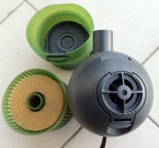 The fan used for this internal filter is firstly built in so there is no need for a separate air pump but secondly, come on, its cool isnt it !? The fan used for this internal filter is firstly built in so there is no need for a separate air pump but secondly, come on, its cool isnt it !?