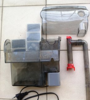 Take note of the 2 filter media 'boxes' on the left. When the water is sucked in, it is sent to the left compartment 'passing through' the filter boxes and exits above as a 'waterfall'. Take note of the 2 filter media 'boxes' on the left. When the water is sucked in, it is sent to the left compartment 'passing through' the filter boxes and exits above as a 'waterfall'.